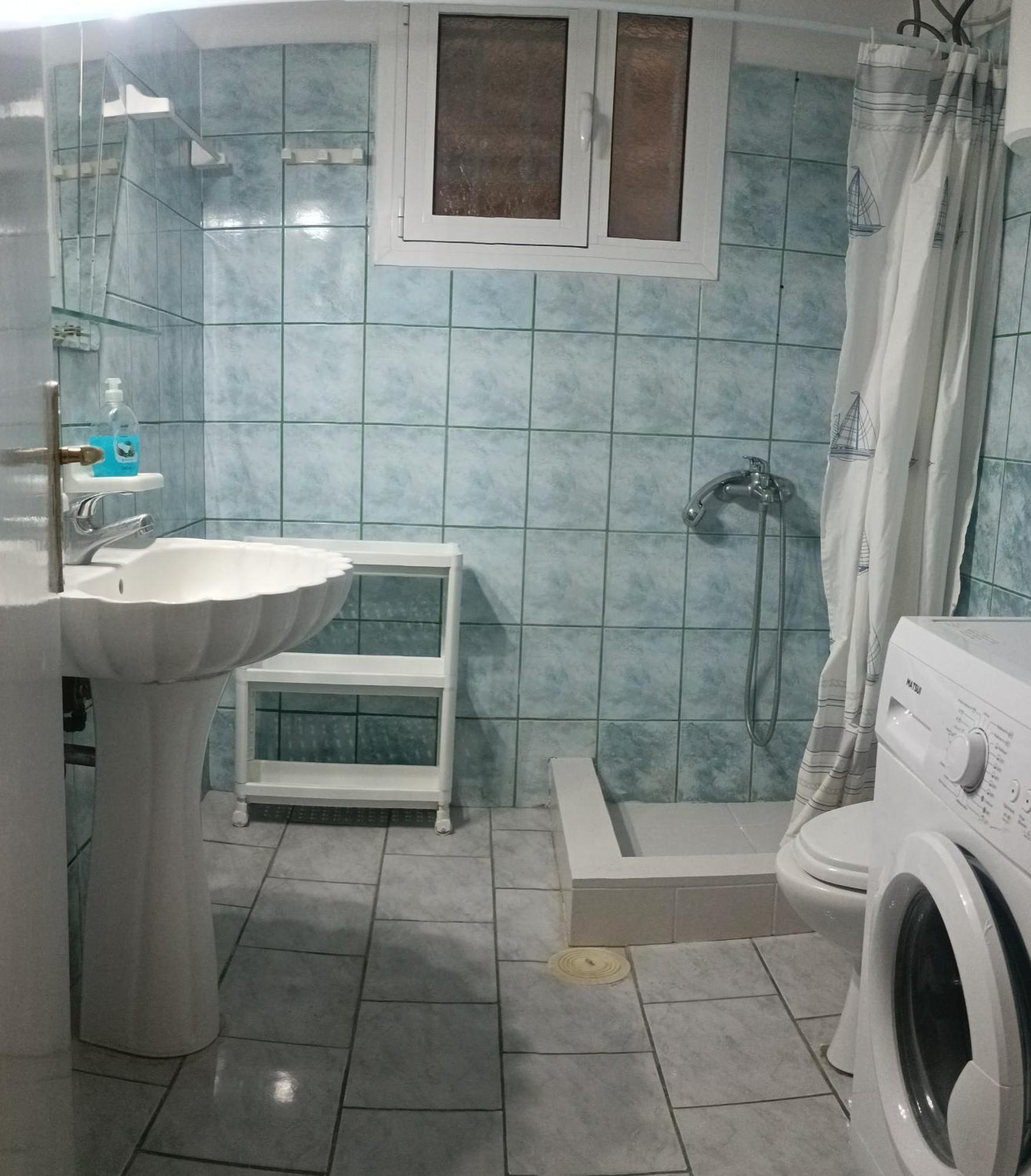 House Next To The Sea Side Apartment Derveni Bagian luar foto