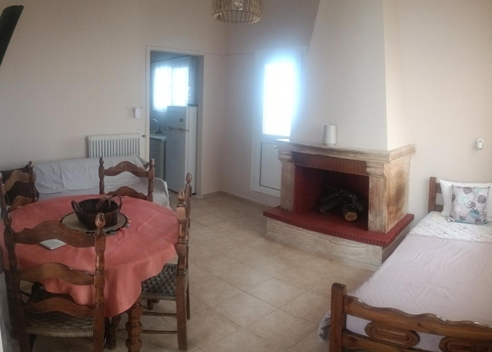 House Next To The Sea Side Apartment Derveni Bagian luar foto