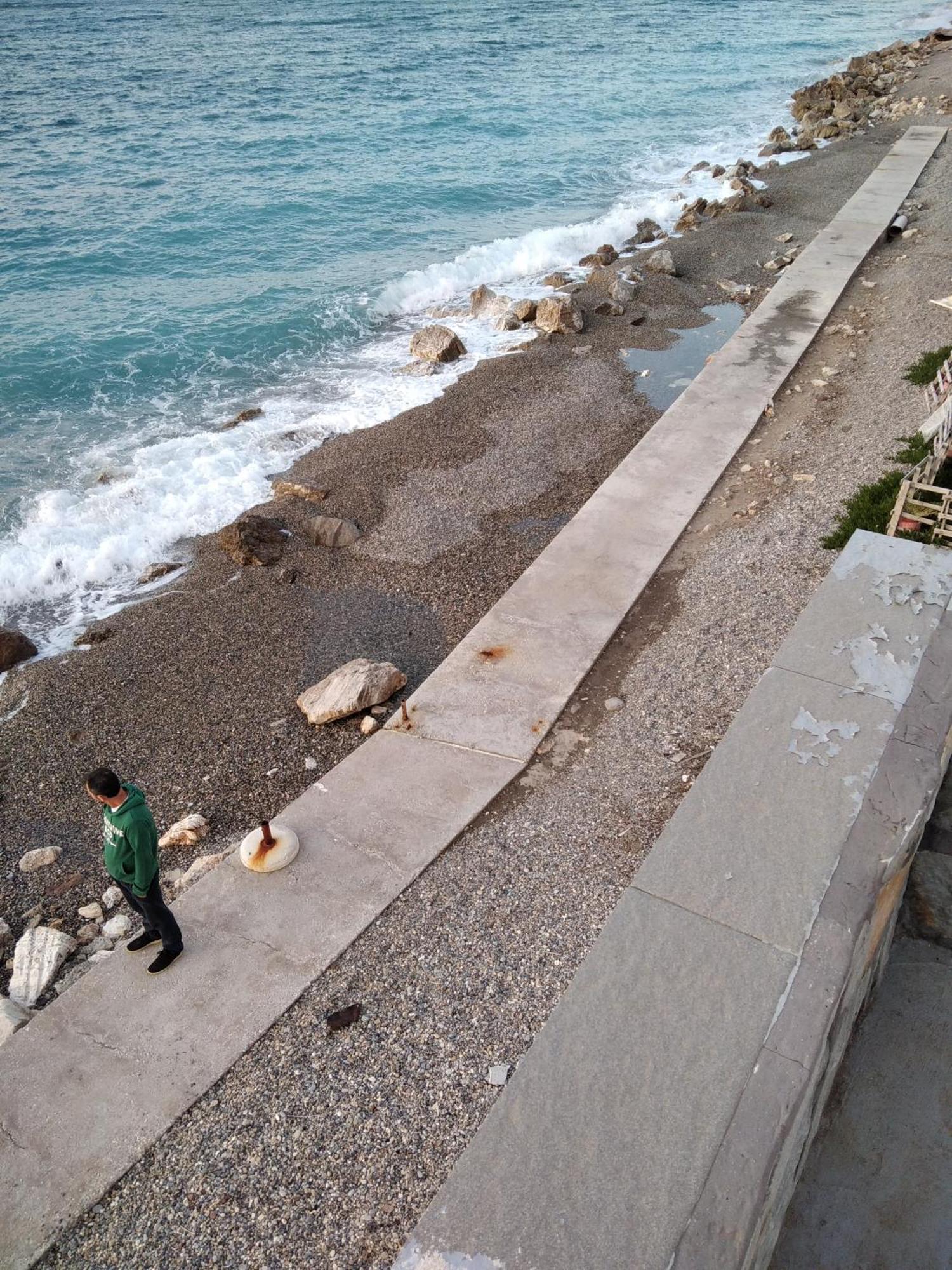 House Next To The Sea Side Apartment Derveni Bagian luar foto