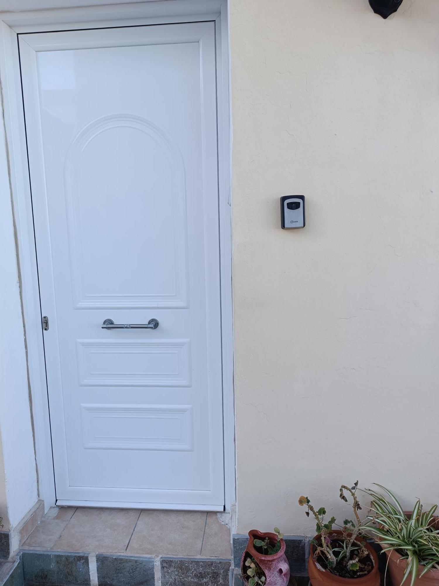 House Next To The Sea Side Apartment Derveni Bagian luar foto